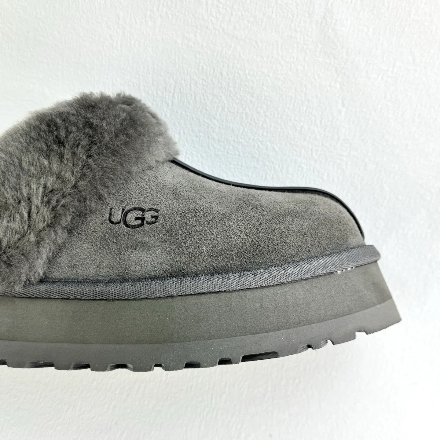 Self-pickup 💰400 2550 Thick-soled wool slippers (star slippers plus version) Comfortable toe-toe style, can be worn at home, wool slippers can be worn outside, cow split upper, Longfeng moccasin wool lining, original three-layer combination outsole, light and comfortable on the foot, only the top version, oil edge craftsmanship is exquisite! Color: maroon gray sand antelope brown black code number: 35-41
